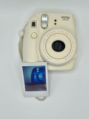 Fujifilm Instax Mini 8 Instant Camera Cream/White Fully Working
